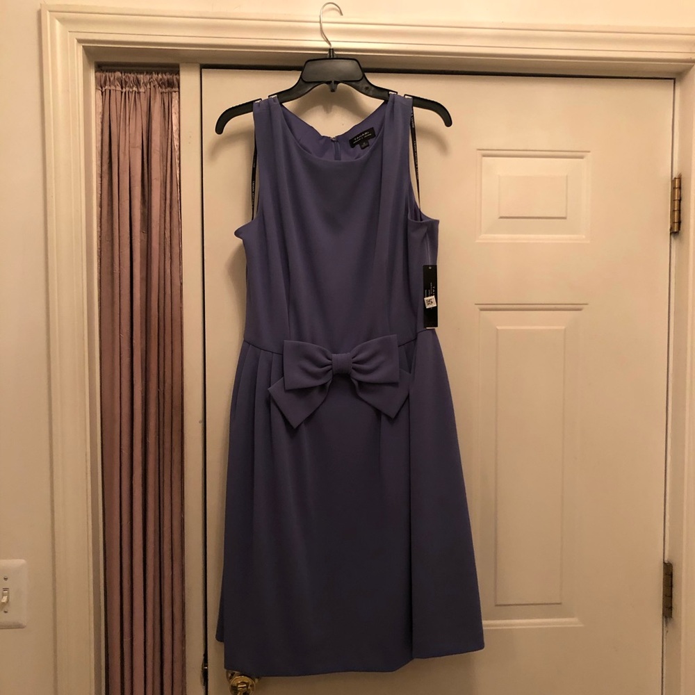 Dress with bow
